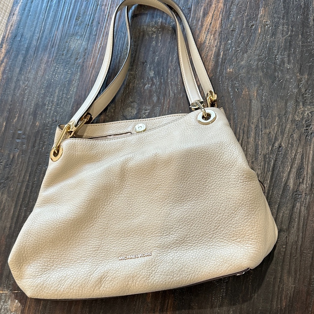 Michael Kors Cream Leather Shoulder Bag